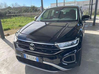 Usata VW T-Roc Style 110 CV (80 kW) 2022 Nero SUV