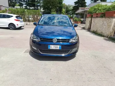 Usata VW Polo Comfortline 85 CV (62 kW) 2012 Bluazzurro Utilitaria
