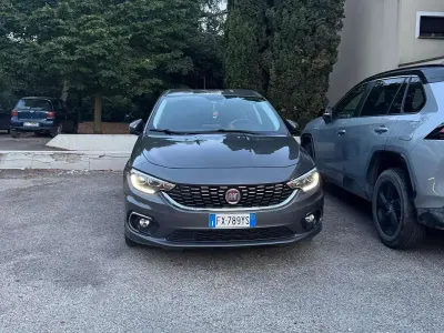 Usata Fiat Tipo Lounge 120 CV (88 kW) 2019 Grigio Berlina