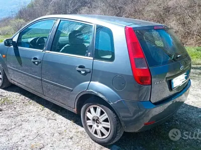 Begagnad Ford Fiesta