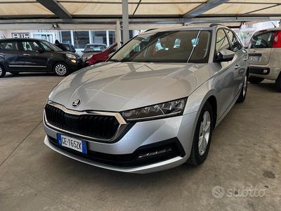 Grigio Usata 2021 Skoda Octavia Style Station wagon | 16.490 € (Buon prezzo)