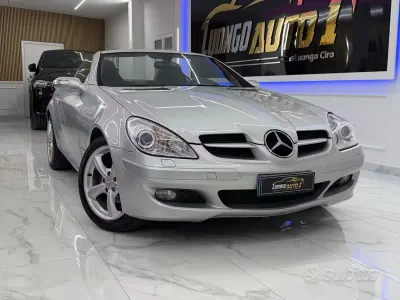 Usata Mercedes SLK200 163 CV (119 kW) 2004 Grigio Cabrio