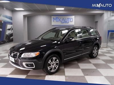 Usata Volvo XC70 Momentum 215 CV (158 kW) 2013 Nero Station wagon