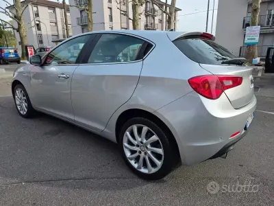 Usata Alfa Romeo Giulietta Business 120 CV (88 kW) 2016 Grigio Utilitaria