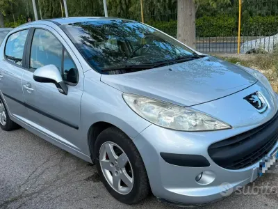 Usata Peugeot 207 68 CV (50 kW) 2008 Grigio Berlina