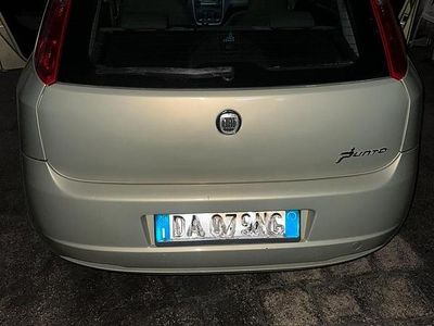 Usata Fiat Grande Punto 75 CV (55 kW) 2006 Utilitaria