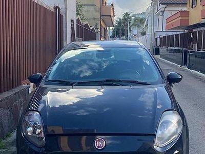 Usata Fiat Punto 77 CV (56 kW) 2015 Blu Utilitaria