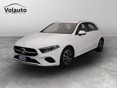 Usata Mercedes A180 Advanced 116 CV (85 kW) 2025 Bianco Berlina