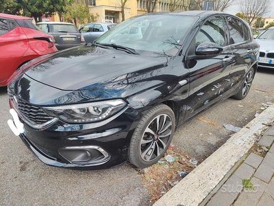 Usata Fiat Tipo Lounge 120 CV (88 kW) 2018 Nero Berlina