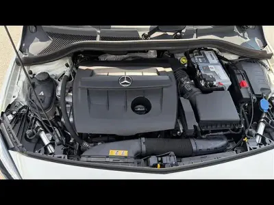 Usata Mercedes 180 2015 Bianco Berlina