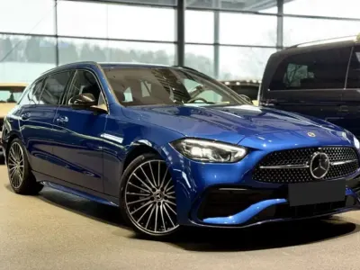 Usata Mercedes C220 Advanced 200 CV (147 kW) 2025 Blu/azzurro SUV