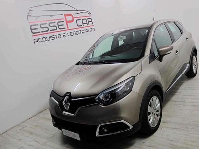 Usata Renault Captur 90 CV (66 kW) 2014 Grigio SUV