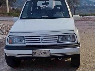 Usata Suzuki Vitara 1989 Bianco Cabrio