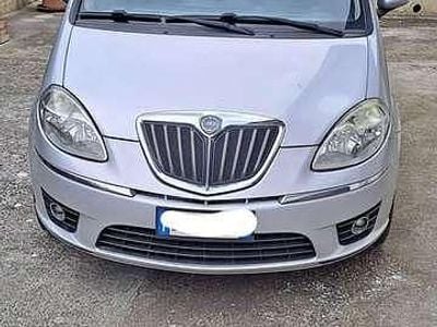 Usata Lancia Musa 69 CV (50 kW) 2008 Argento Monovolume