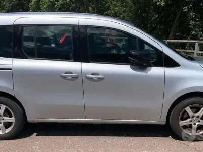 Usata Nissan Townstar N-Connecta 131 CV (96 kW) 2023 Grigio Monovolume