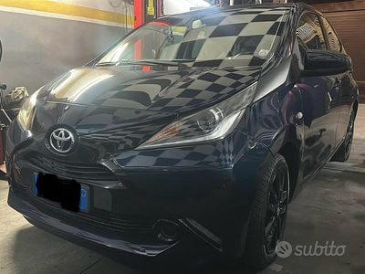 Usata 2014 Toyota Aygo Utilitaria | 7500 € (Molto cara)