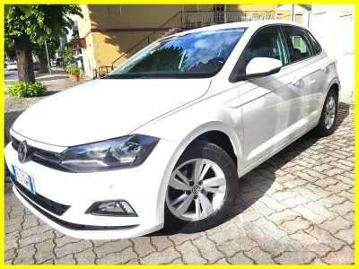 Usata VW Polo 65 CV (47 kW) 2018 Bianco Utilitaria