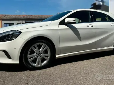Usata Mercedes A200 136 CV (100 kW) 2016 Bianco Utilitaria