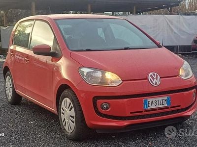 Usata VW up! Move 67 CV (49 kW) 2014 Rosso Utilitaria