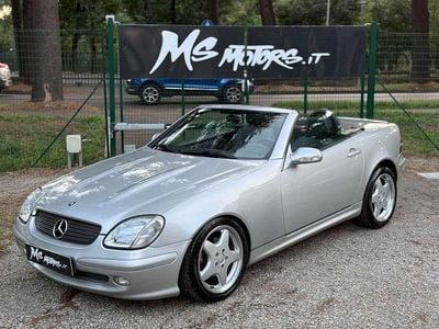 Usata Mercedes SLK200 AMG 163 CV (119 kW) 2004 Argento Cabrio