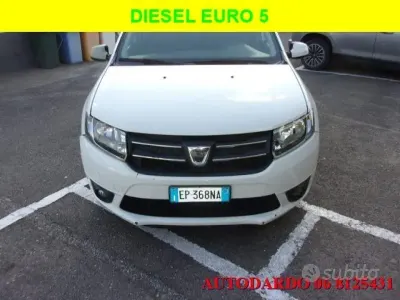 Usata Dacia Sandero 75 CV (55 kW) 2013 Bianco Berlina