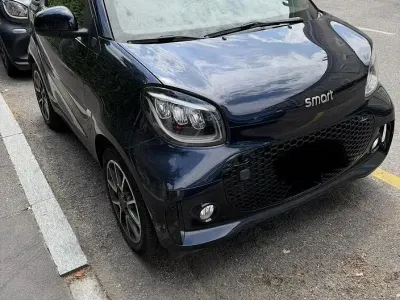 Usata Smart ForFour Electric Drive Brabus 41 kW (56 CV) 2020 Bluazzurro Coupé