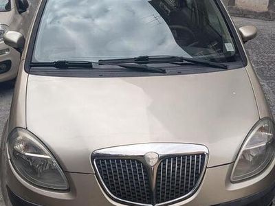 Usata Lancia Musa 95 CV (69 kW) 2007 Oro Monovolume