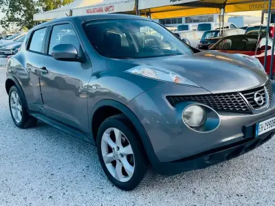 Używany Nissan Juke Tekna 110 KM (80 kW) 2011 Szary SUV