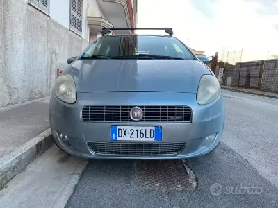 Usata Fiat Grande Punto 90 CV (66 kW) 2009 Utilitaria
