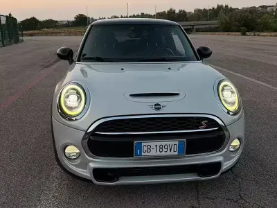 Usata Mini Cooper SD 170 CV (125 kW) 2020 Grigio Utilitaria