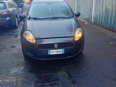 Usata Fiat Punto 75 CV (55 kW) 2011 Nero Utilitaria