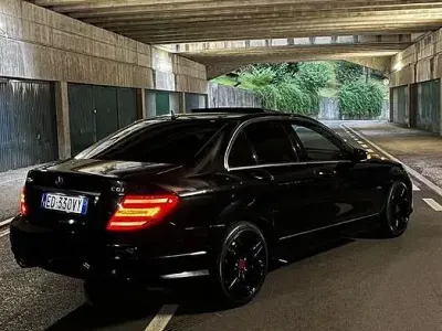 Begagnad Mercedes C220 Avantgarde 170 HK (125 kW) 2011 Svart Sedan