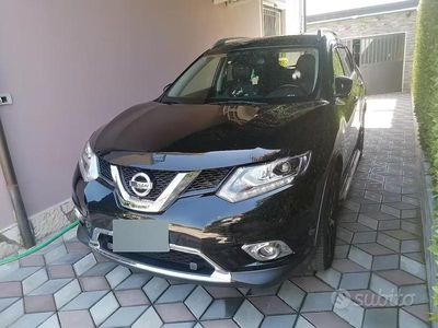 Begagnad Nissan X-Trail Tekna 131 HK (96 kW) 2016 Svart SUV
