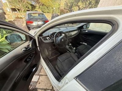 Brugt Alfa Romeo Giulietta Distinctive 105 HK (77 kW) 2010 Hatchback