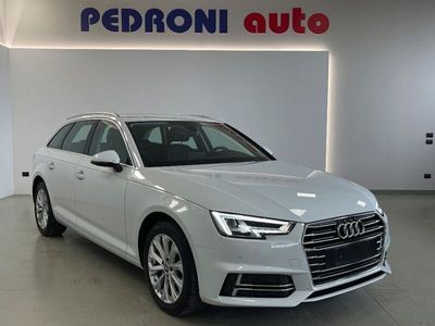 usata Audi A4 Avant 35 TDI S tronic Design 17'' Navi 150 CV