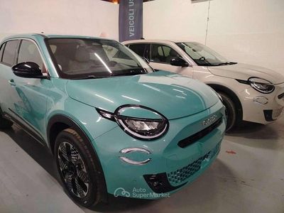 Nuova Fiat 600 La Prima 101 CV (74 kW) 2025 Verde SUV
