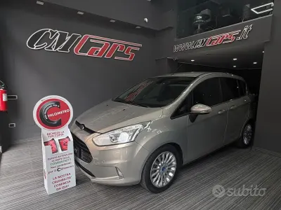 Usata Ford B-MAX Titanium 100 CV (73 kW) 2013 Grigio Monovolume