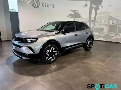 Usata Opel Mokka 131 CV (96 kW) 2025 Grigio SUV