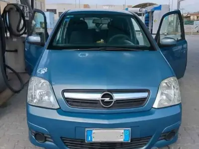 Usata Opel Meriva Club 90 CV (66 kW) 2007 Monovolume