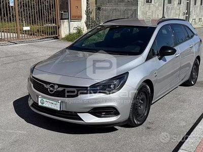 Usata Opel Astra Business 122 CV (89 kW) 2020 Grigio Station wagon