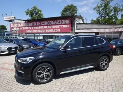 Usata BMW X1 Advantage 140 CV (102 kW) 2018 Nero SUV