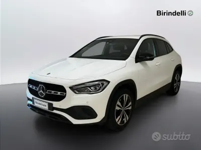 Usata Mercedes GLA180 136 CV (100 kW) 2022 Bianco SUV