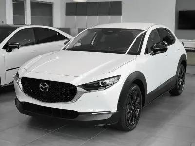 Nuova Mazda CX-30 140 CV (102 kW) 2026 Arctic white SUV