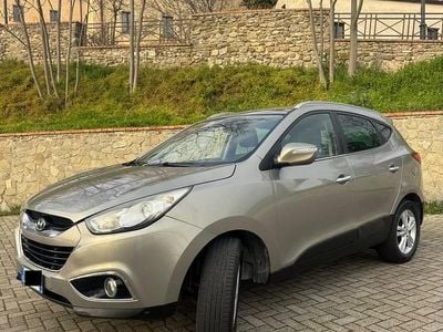 Usata Hyundai ix35 135 CV (99 kW) 2011 Oro SUV