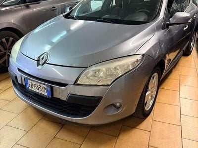 Usata Renault Mégane III Dynamique 110 CV (80 kW) 2010 Grigio scuro
