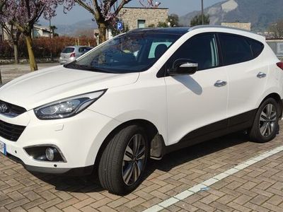 usata Hyundai ix35 2.0 CRDi Tenuta sempre in box perfetta, interni in pelle tetto panoramico