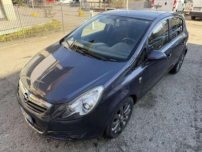 Occasion Opel Corsa Edition 86 ch (63 kW) 2010 Gris Citadine