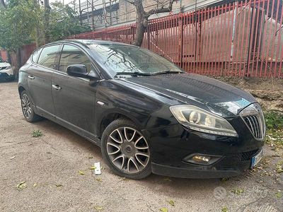 Usata Lancia Delta 2008 Nero Utilitaria