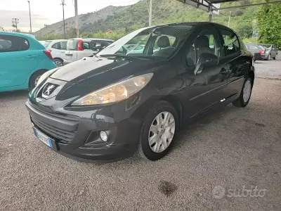 Occasion Peugeot 207 Active 73 ch (53 kW) 2012 Noir Berline