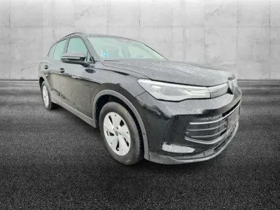 Gebraucht VW Tiguan Life 150 PS (110 kW) 2025 Schwarz SUV